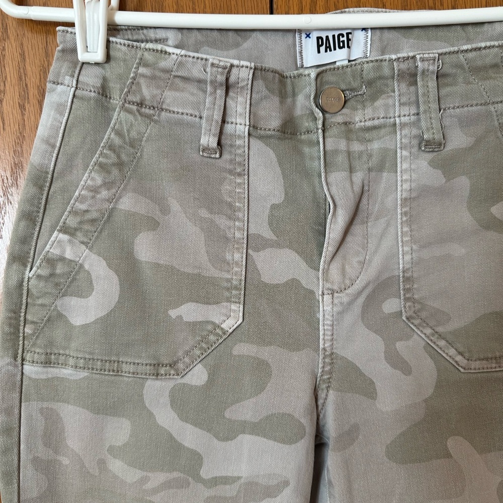 PAIGE Light Gray-Green Camo Cropped Mayslie Joggers - Picture 2 of 7